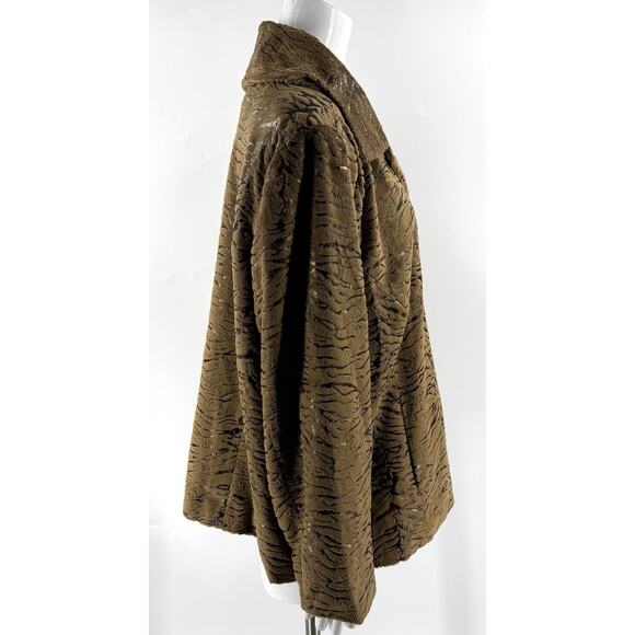 Erin Womens Faux Fur Jacket Coat Plus Size 3X Tiger Print Fuzzy Brown Button Up - Picture 3 of 7